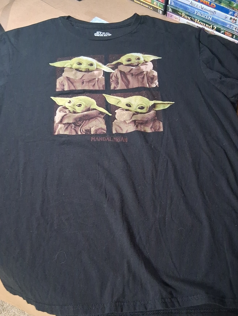 Star Wars The Mandalorian 'Grogu' Black Kids T-Shirt